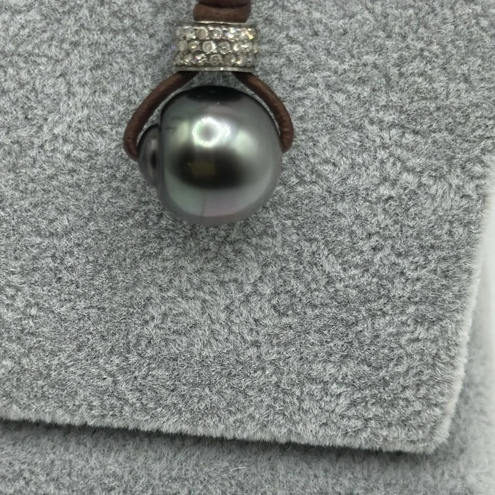 PERLÉ by LOLA real Diamonds pearl necklace​